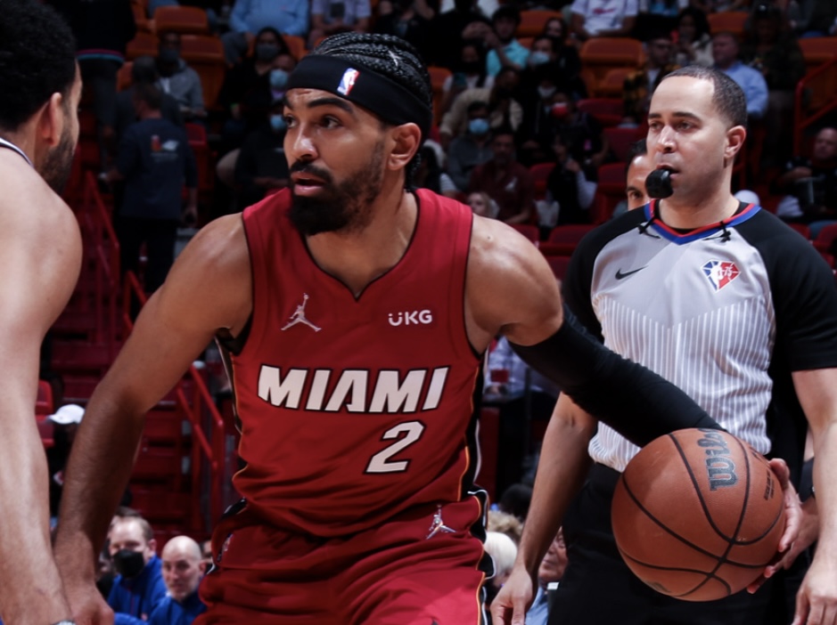 Heat extends winning streak to five with blowout win over East-leading Pistons. Takeaways